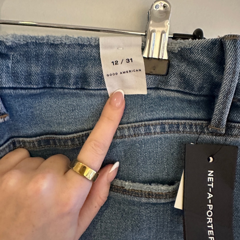 Good American Good Classic high-rise bootcut jeans - Picture 4 of 6